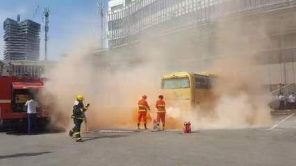 上海舉行道路旅客運(yùn)輸行業(yè)突發(fā)事件應(yīng)急演練，筑牢安全防線